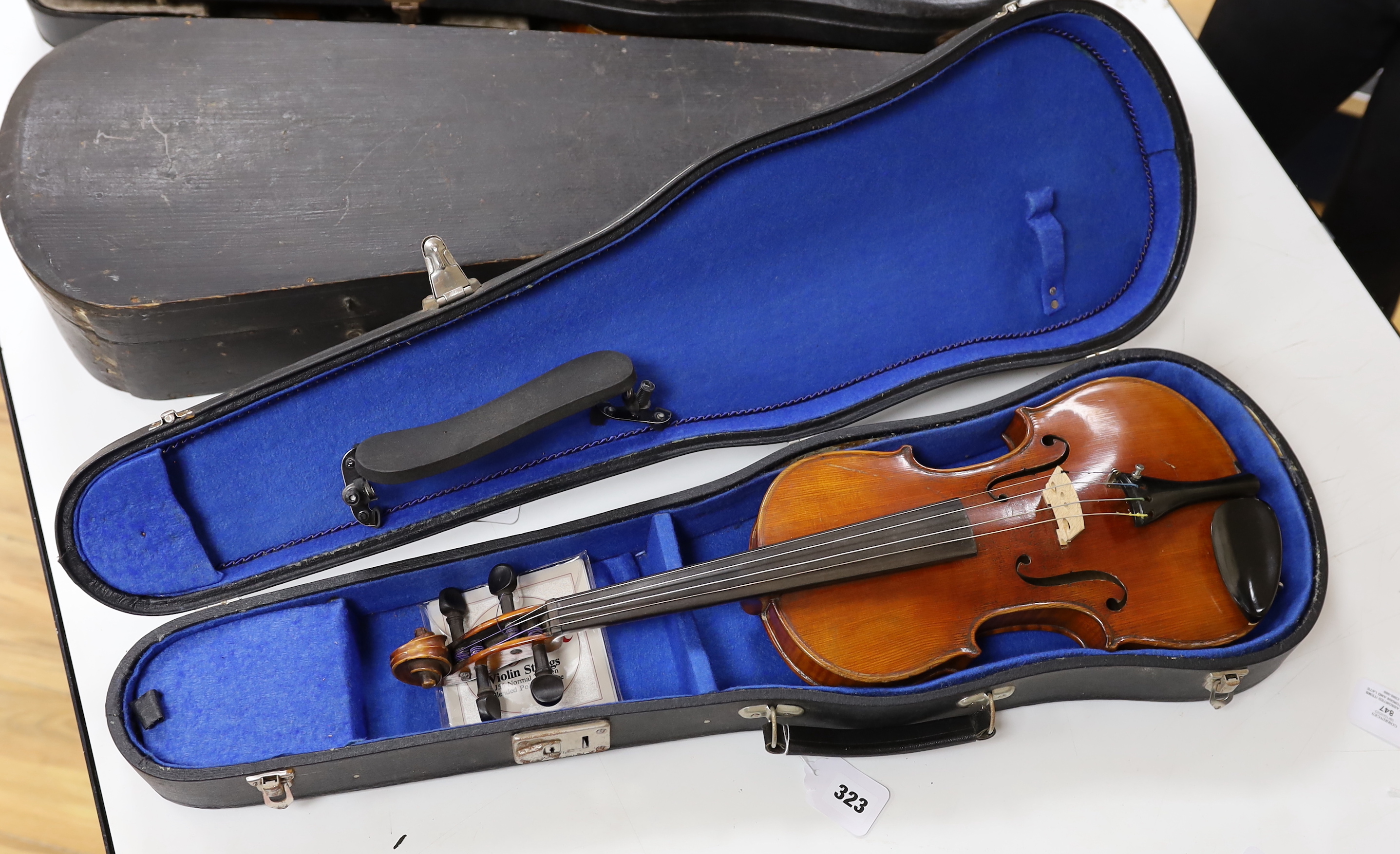 A cased early 20th century French violin, bears Strad label